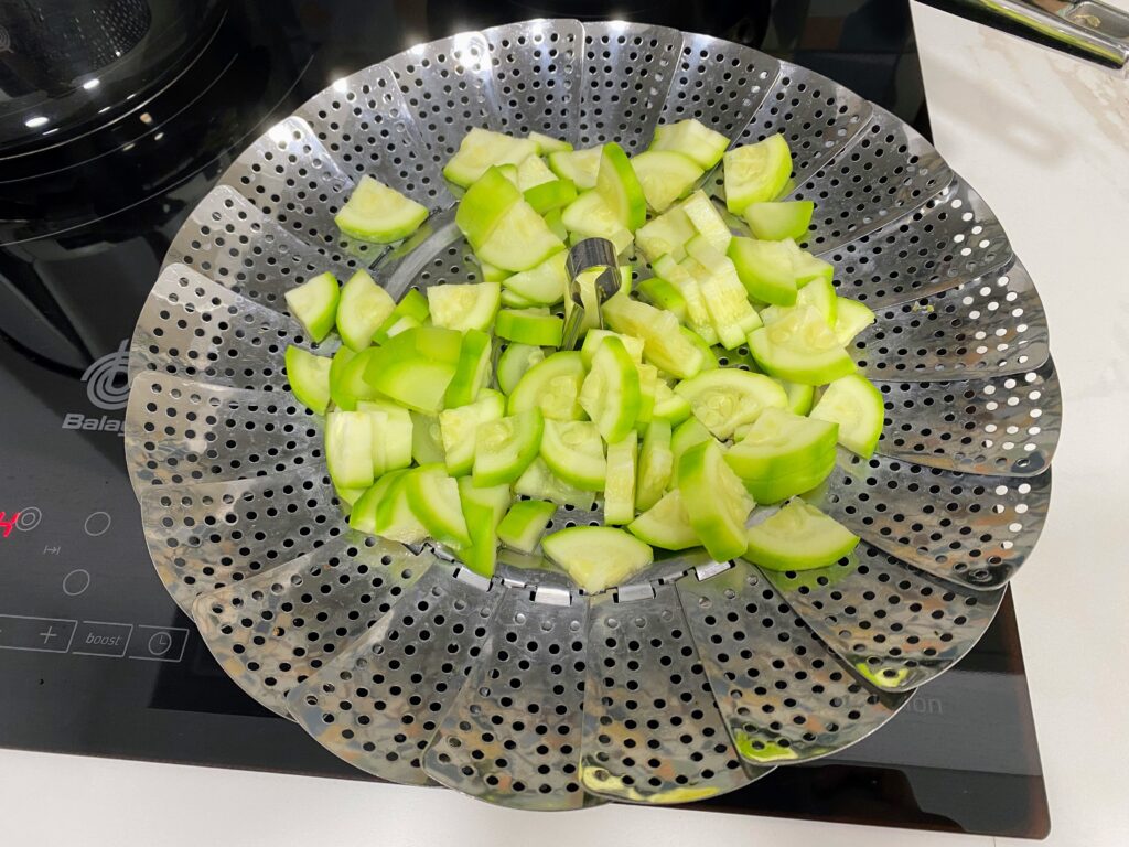 Tortilla de calabacín paso 1