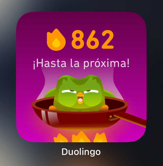 Imagen de una app de aprender idiomas en la que sale el cartel de la racha de días seguidos aprendiendo un idioma.